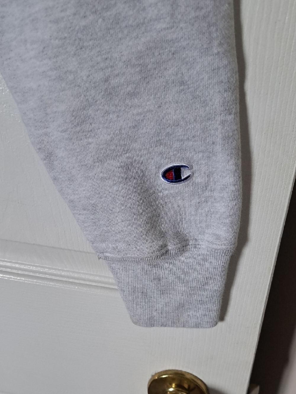 Champion Light Gray Cropped Crewneck Sweatshirt - Picture 3 of 6